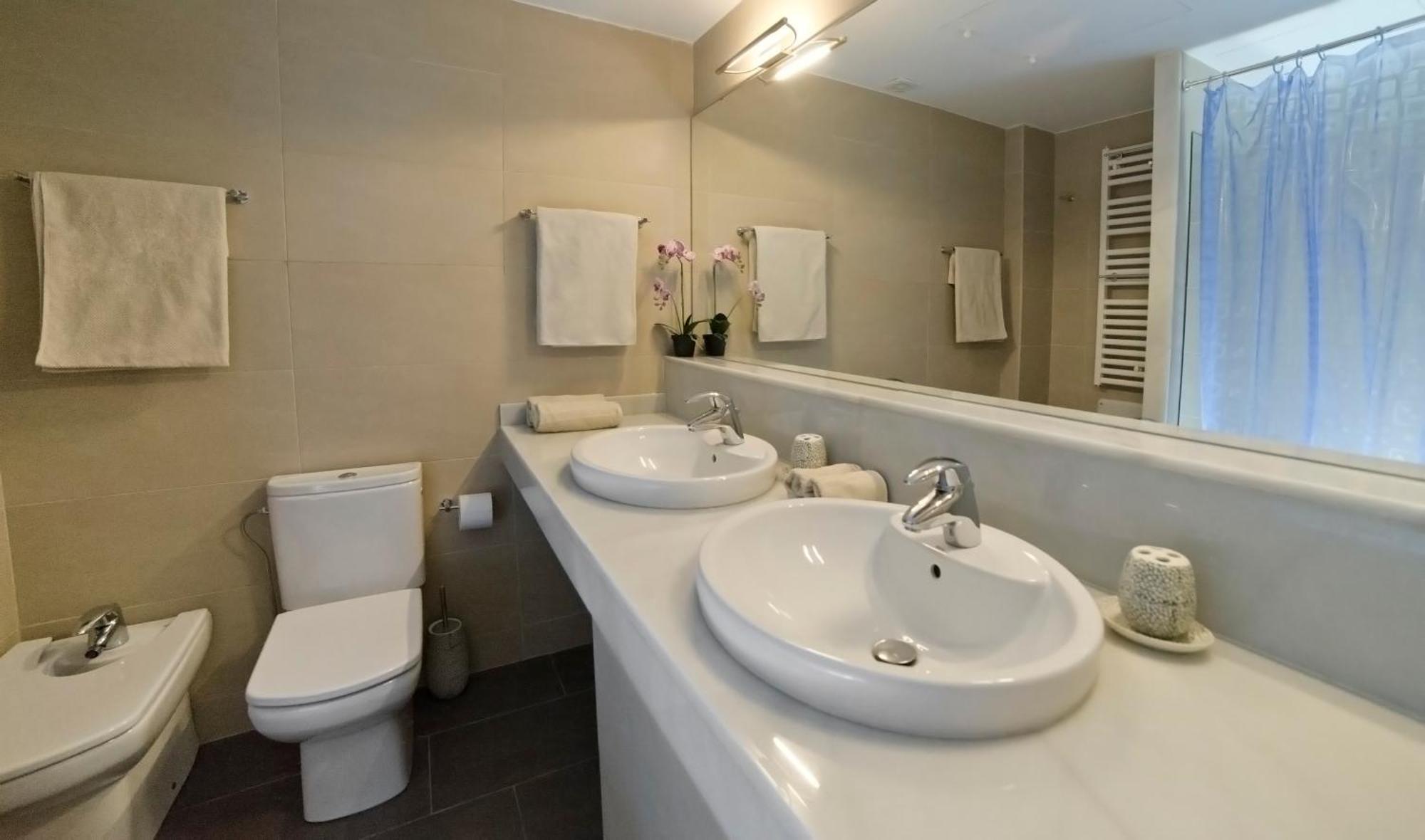 Duplex Moderno 3 Hab Parking, Vistas Al Mar Y Terraza Daire Sitges Dış mekan fotoğraf