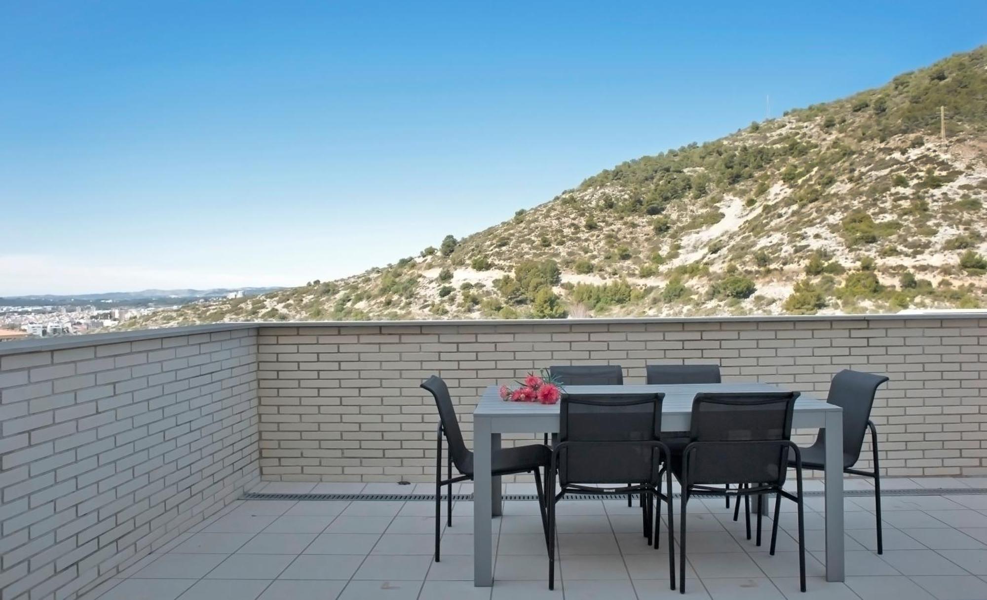 Duplex Moderno 3 Hab Parking, Vistas Al Mar Y Terraza Daire Sitges Dış mekan fotoğraf